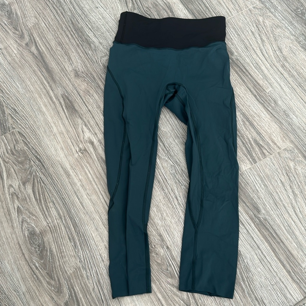 Lululemon crop leggings